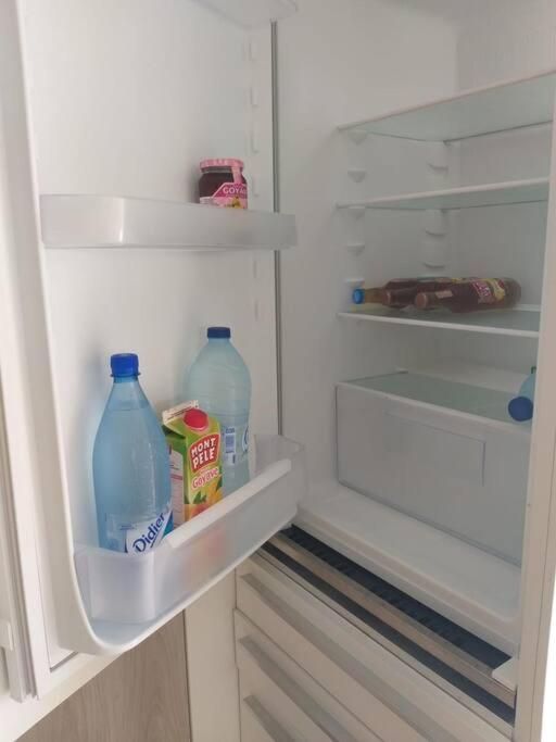 Joli Manga Soley Studio Dans Tres Belle Residence Saint-Francois  Ngoại thất bức ảnh